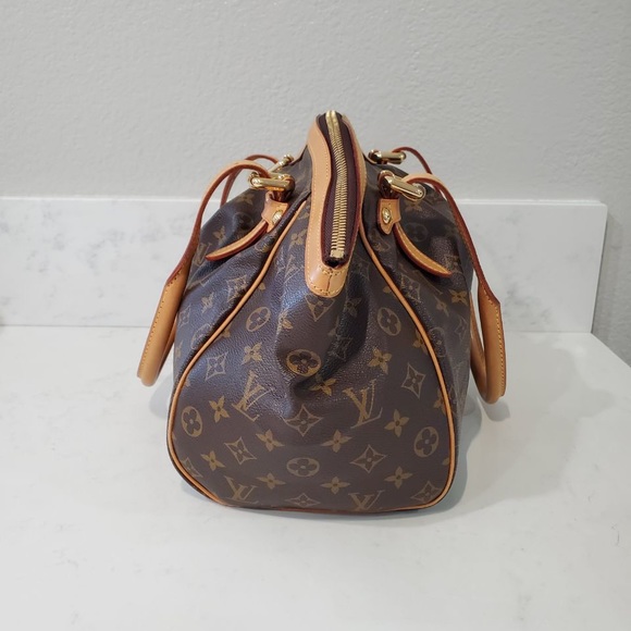 Louis Vuitton Monogram
Tivoli GM - Picture 3 of 8